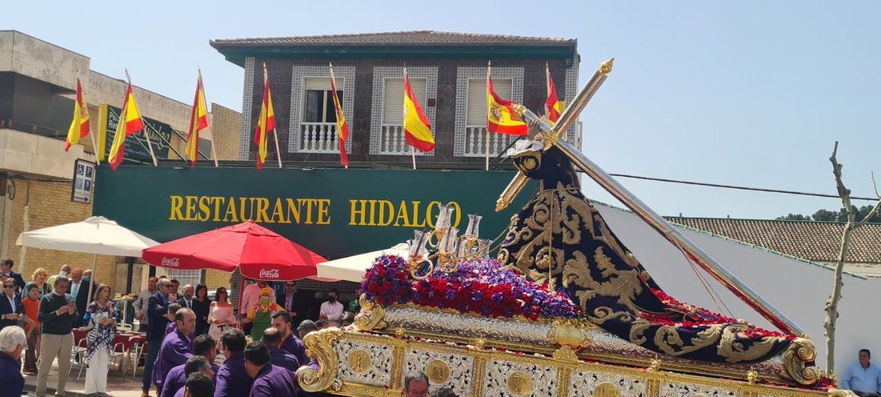 Hidalgo Hotel Alcaudete Bagian luar foto