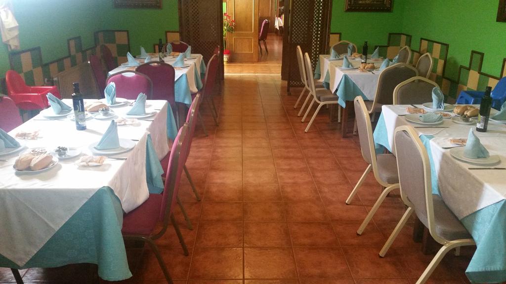Hidalgo Hotel Alcaudete Bagian luar foto